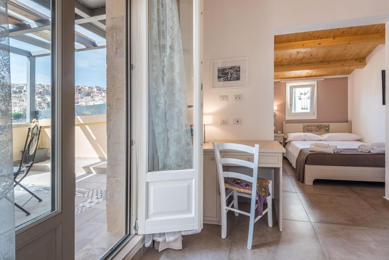 Il Baiocco -Ibla Charme Rooms Рагуза Экстерьер фото